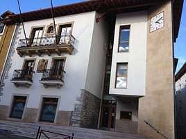 Abian da Zumaiako Udalak bultzatutako 36. Julene Azpeitia literatur lehiaketa