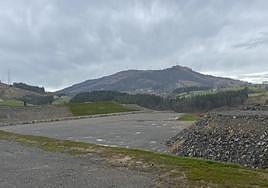 Los trabajos de la Ciudad Deportiva quedaron paralizadas el pasado mes de octubre, mismo mes en el que se prevé su reinicio este año.