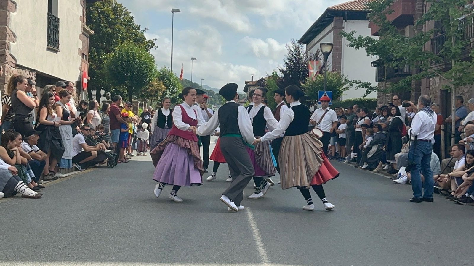 Multitudinario Baztandarren Biltzarra