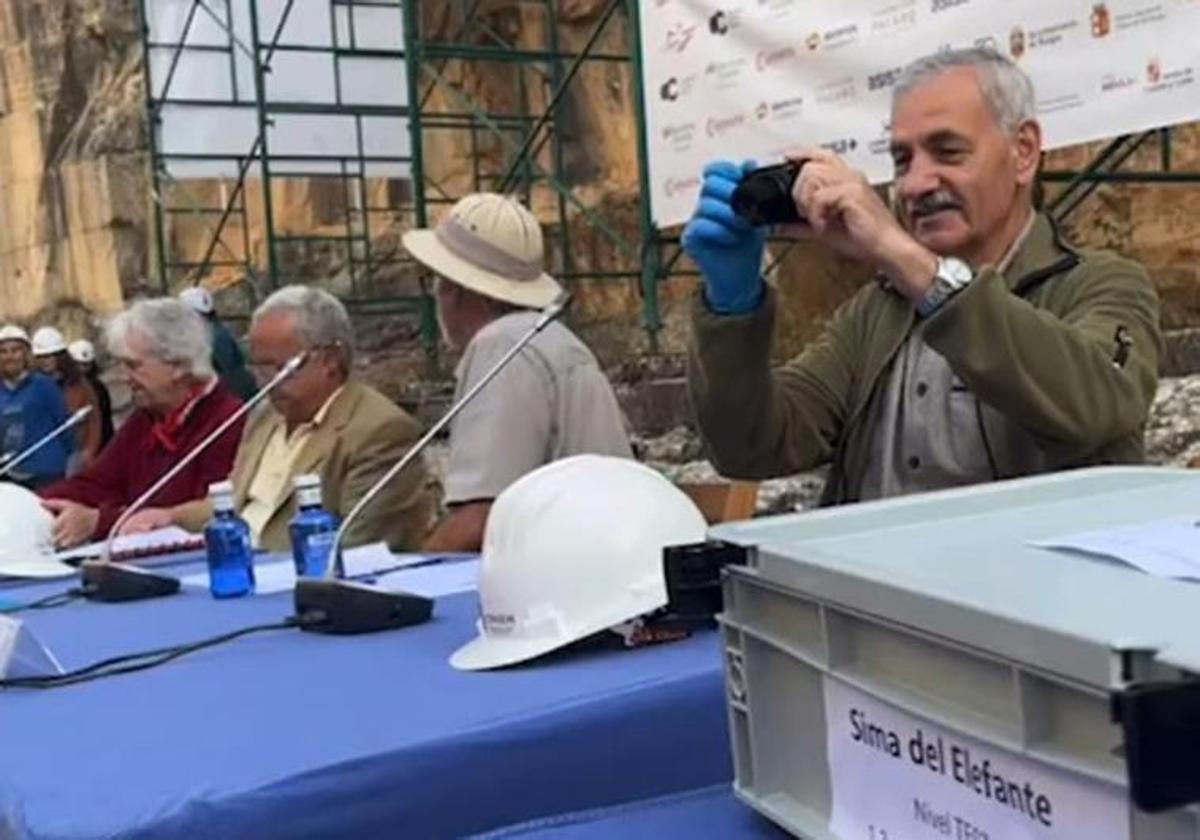 En primer término, José María Bermúdez de Castro, en la presentación del balance de la campaña.