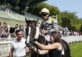 'Philau' firmó una victoria rotunda con la monta de Fayos.