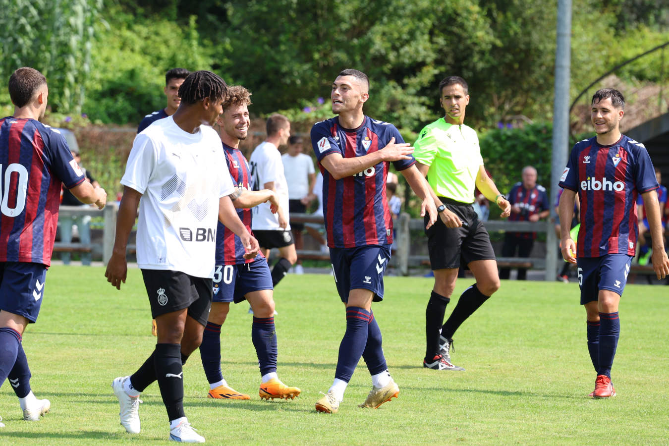 La victoria del Eibar ante el Real Unión, en imágenes