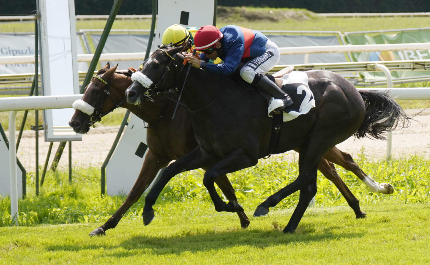 &#039;Philau&#039; y &#039;Salmarak&#039; visten de gala hasta en el aperitivo