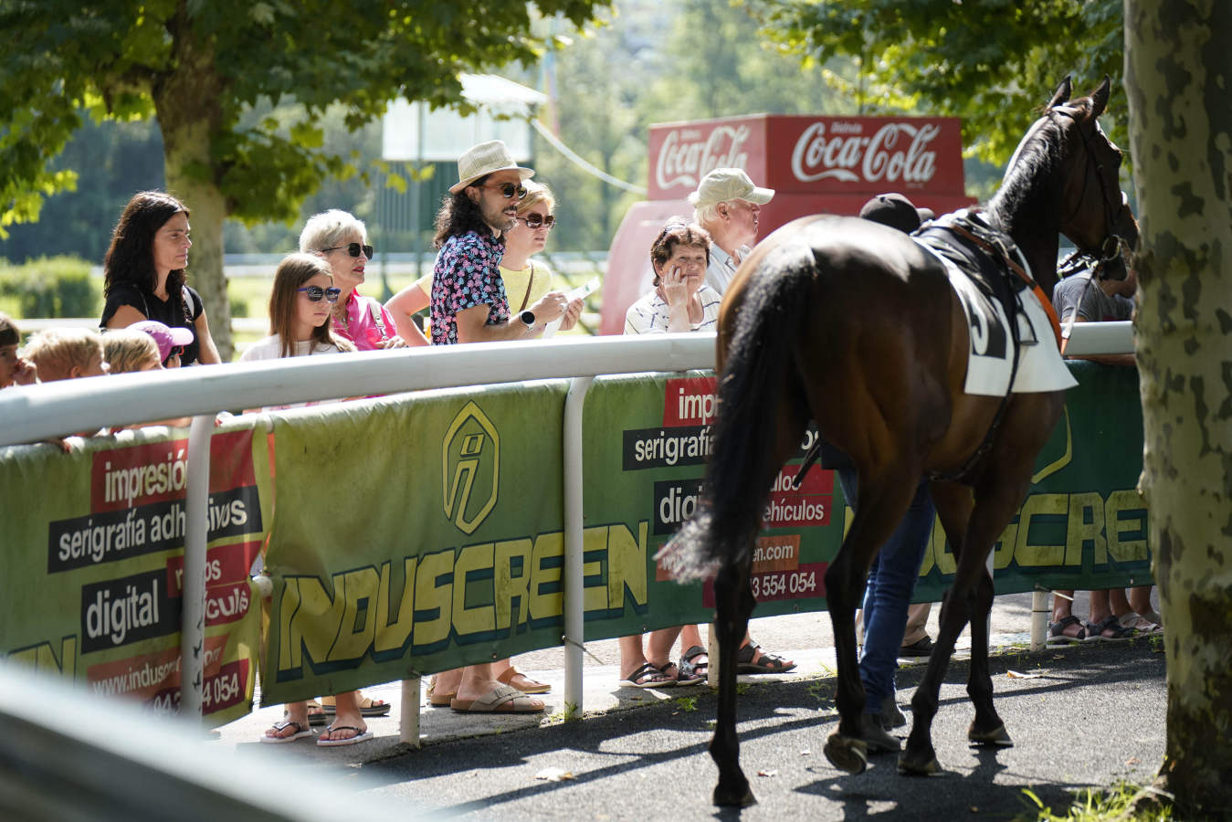 &#039;Philau&#039; y &#039;Salmarak&#039; visten de gala hasta en el aperitivo