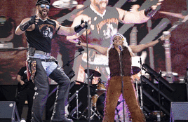 Victor Willis (policía), James Lee (militar), Jeffrey Lippold (motero), James Kwong (obrero), Javier Pérez (indio) y Nicholas Manelick (cowboy) fueron los protagonistas de la noche.