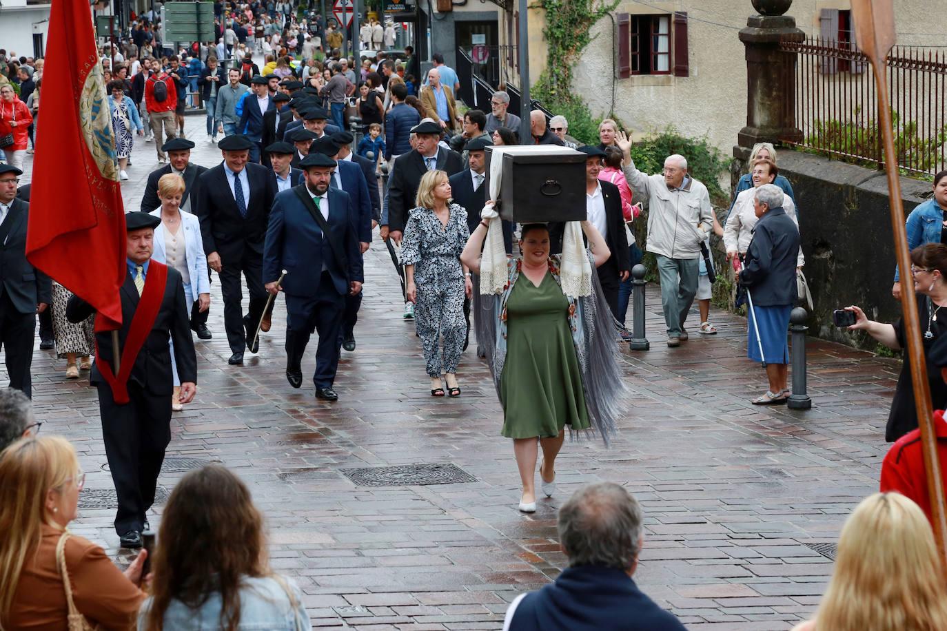 Las mejores imágenes de las vueltas a la kutxa en Hondarribia