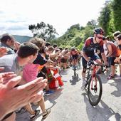 El doble paso por Murgil aleja la cima de Erlaitz de la línea de meta