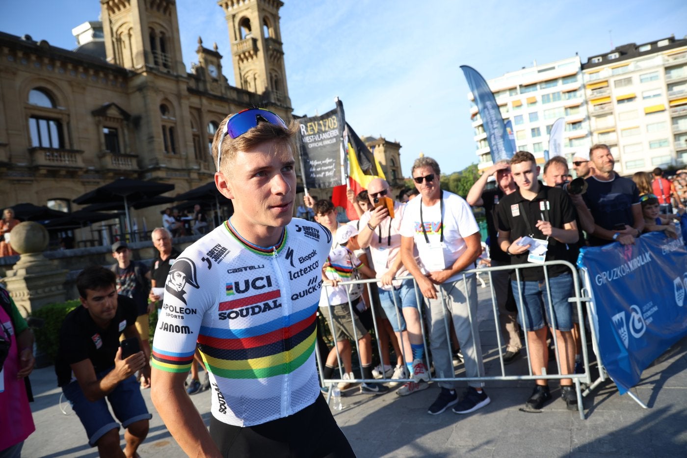 Evenepoel contra el mundo