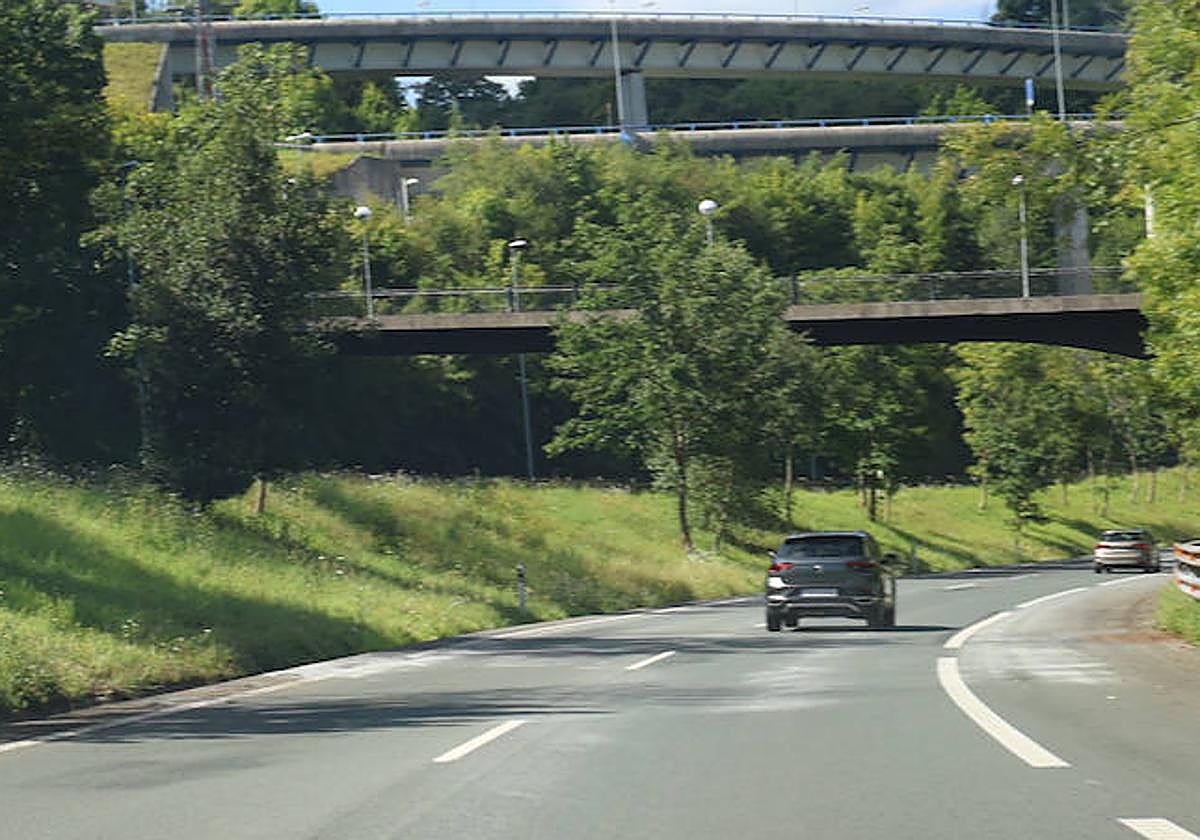 Lugar donde tuvo lugar el accidente mortal ocurrido la noche del viernes.