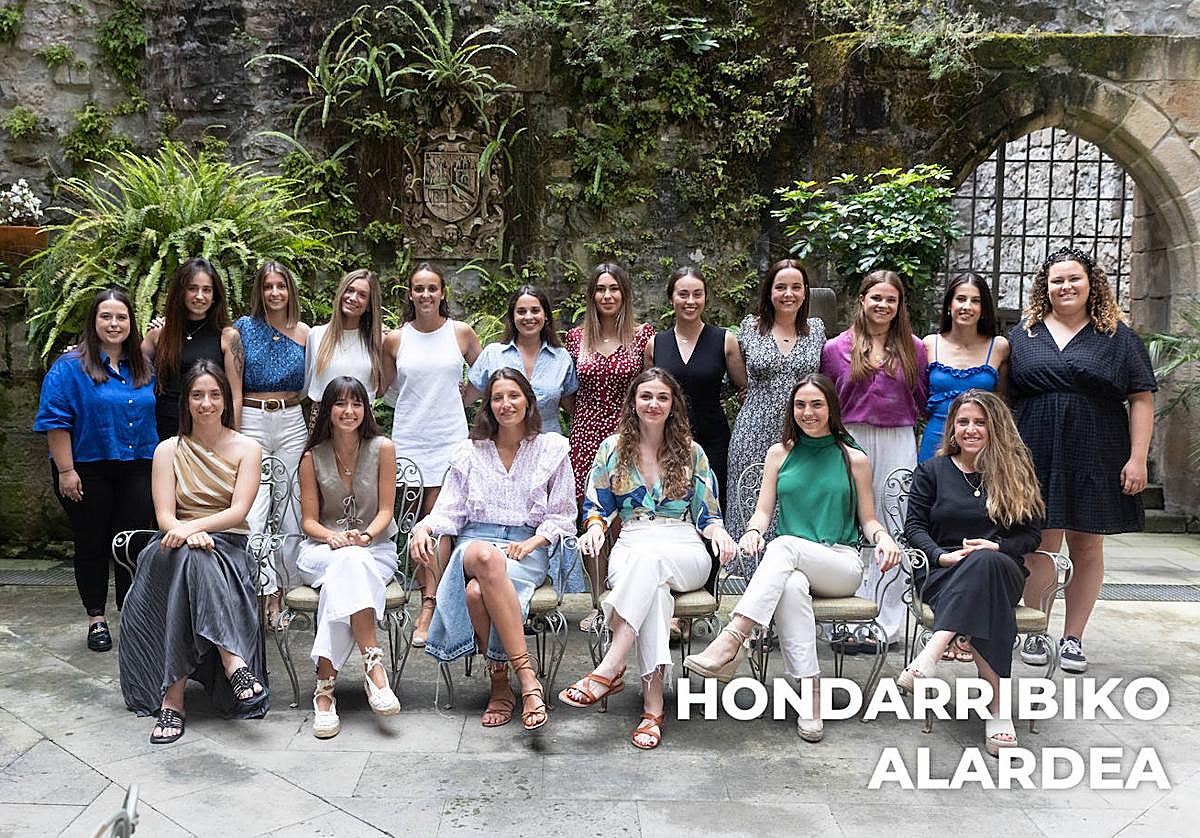 Las cantineras del Alarde de Hondarribia 2023