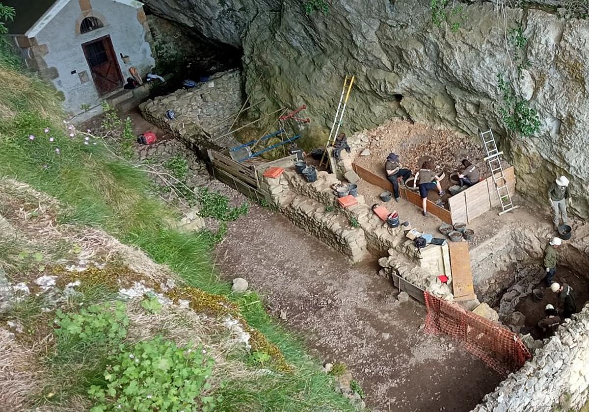 San Adrián: el túnel del tiempo