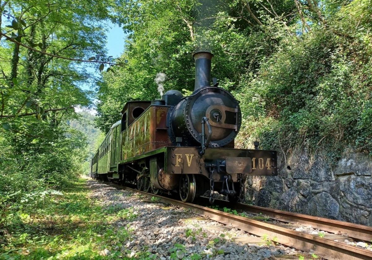 El Museo Vasco del Ferrocarril pondrá en circulación cuatro trenes de vapor los próximos días.