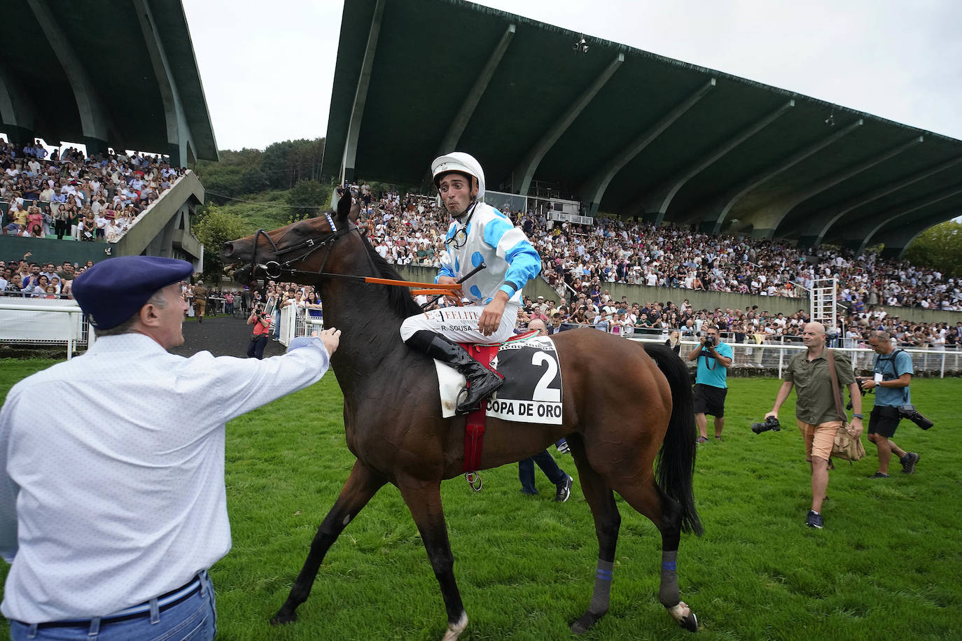 Una Copa de Oro llena de prestigio