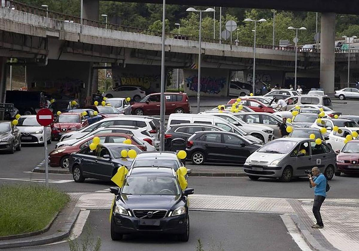 Imagen de una caravana anterior en San Sebastián de 'Ertzainas en Lucha'.