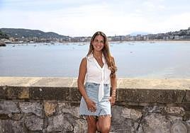 Lorena Bernal elige uno de los puntos más concurridos durante cada noche de fuegos artificiales.