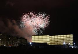 Un momento de la colección de Pirotecnia Valenciana en el Concurso de Fuegos Artificiales de la Semana Grande de San Sebastián 2023.