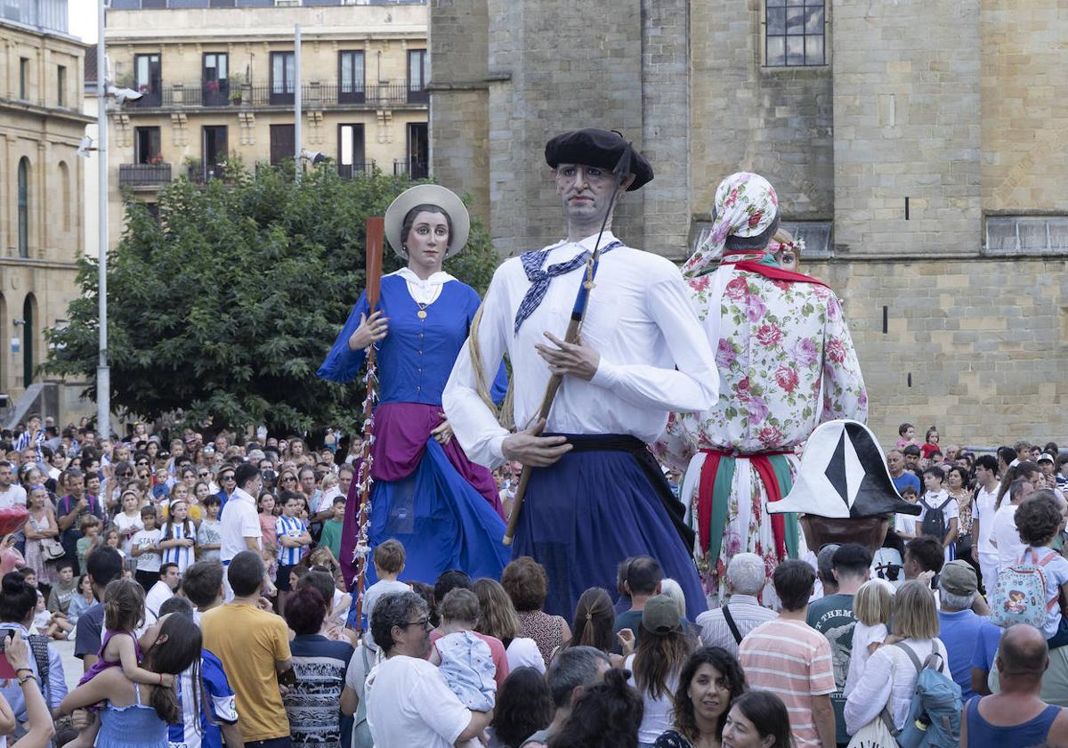 De fiestas, siempre presentes