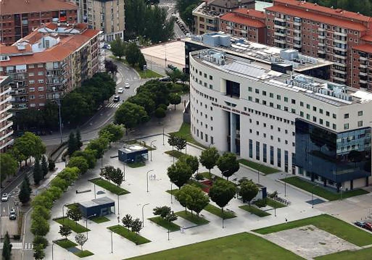 Sede del Palacio de Justicia, en Pamplona, visto desde el aire-