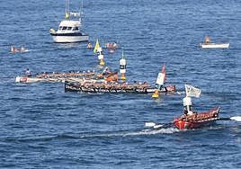 Cabo da Cruz, Getaria y Lekittarra realizan una ciaboga.