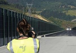 Estructura del TAV a la altura deEzkio-Itsaso, de donde, a través de un túnel bajo Aralar, saldría una de las dos alternativas para enlazar con Navarra.