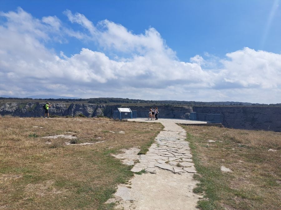 Bertzeta, espectaculares vistas al nacedero del Nervión