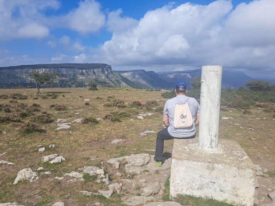 Bertzeta, espectaculares vistas al nacedero del Nervión