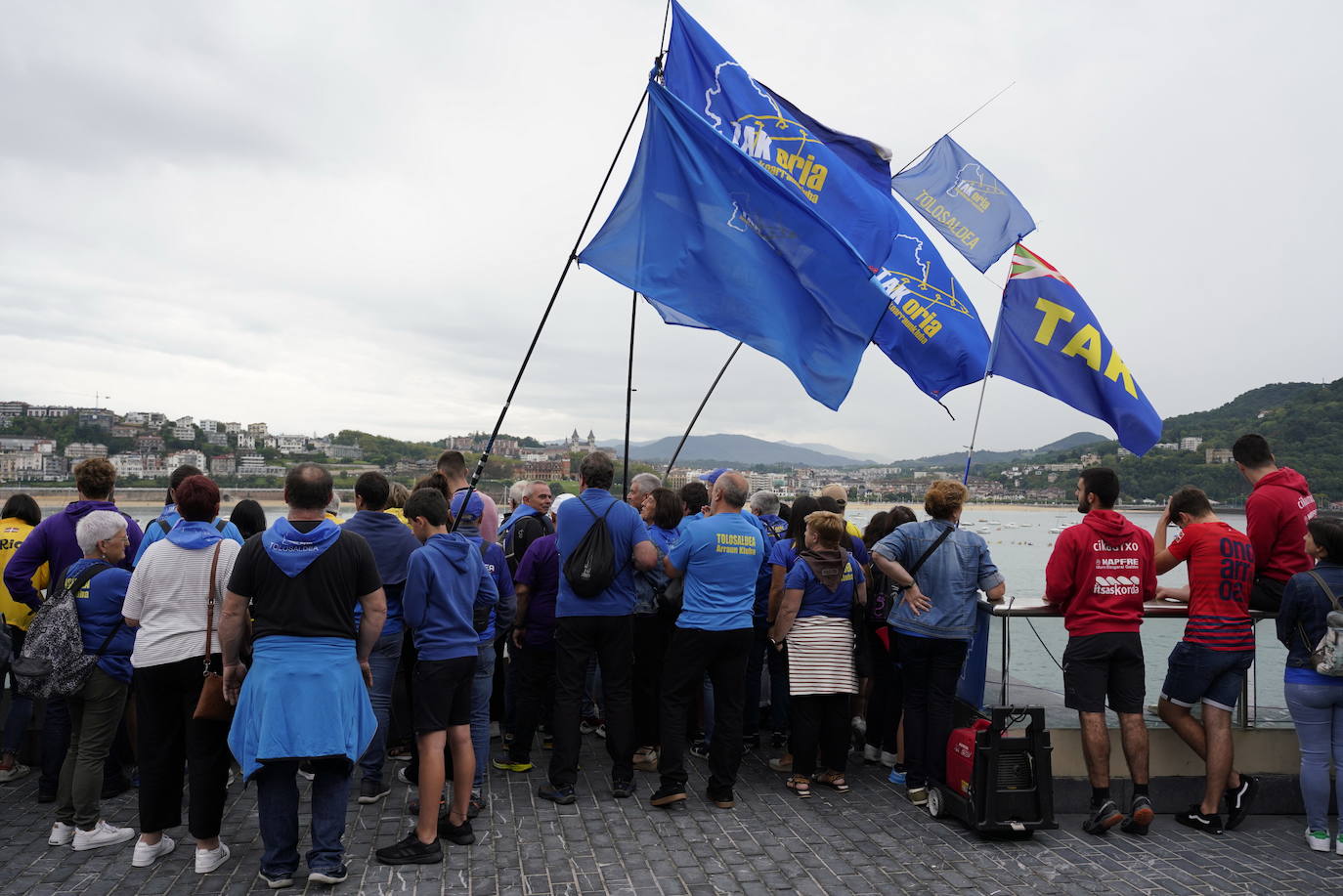 Gran ambiente en Donostia en la primera jornada de la Bandera de La Concha