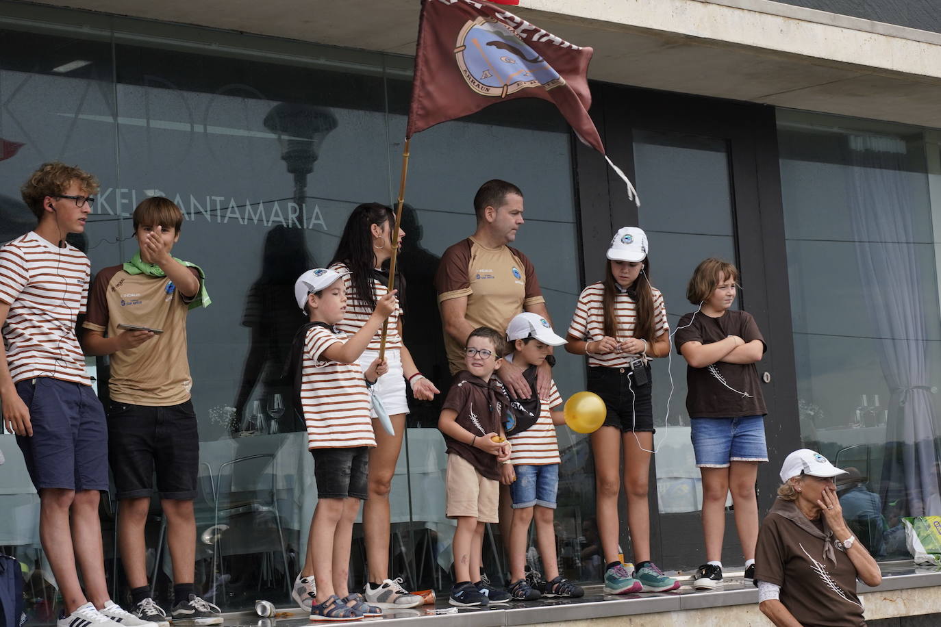 Gran ambiente en Donostia en la primera jornada de la Bandera de La Concha