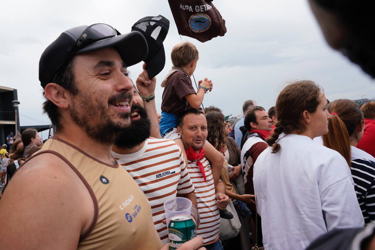 Gran ambiente en Donostia en la primera jornada de la Bandera de La Concha