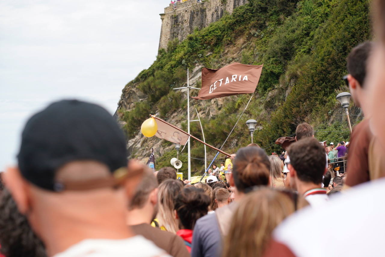 Gran ambiente en Donostia en la primera jornada de la Bandera de La Concha