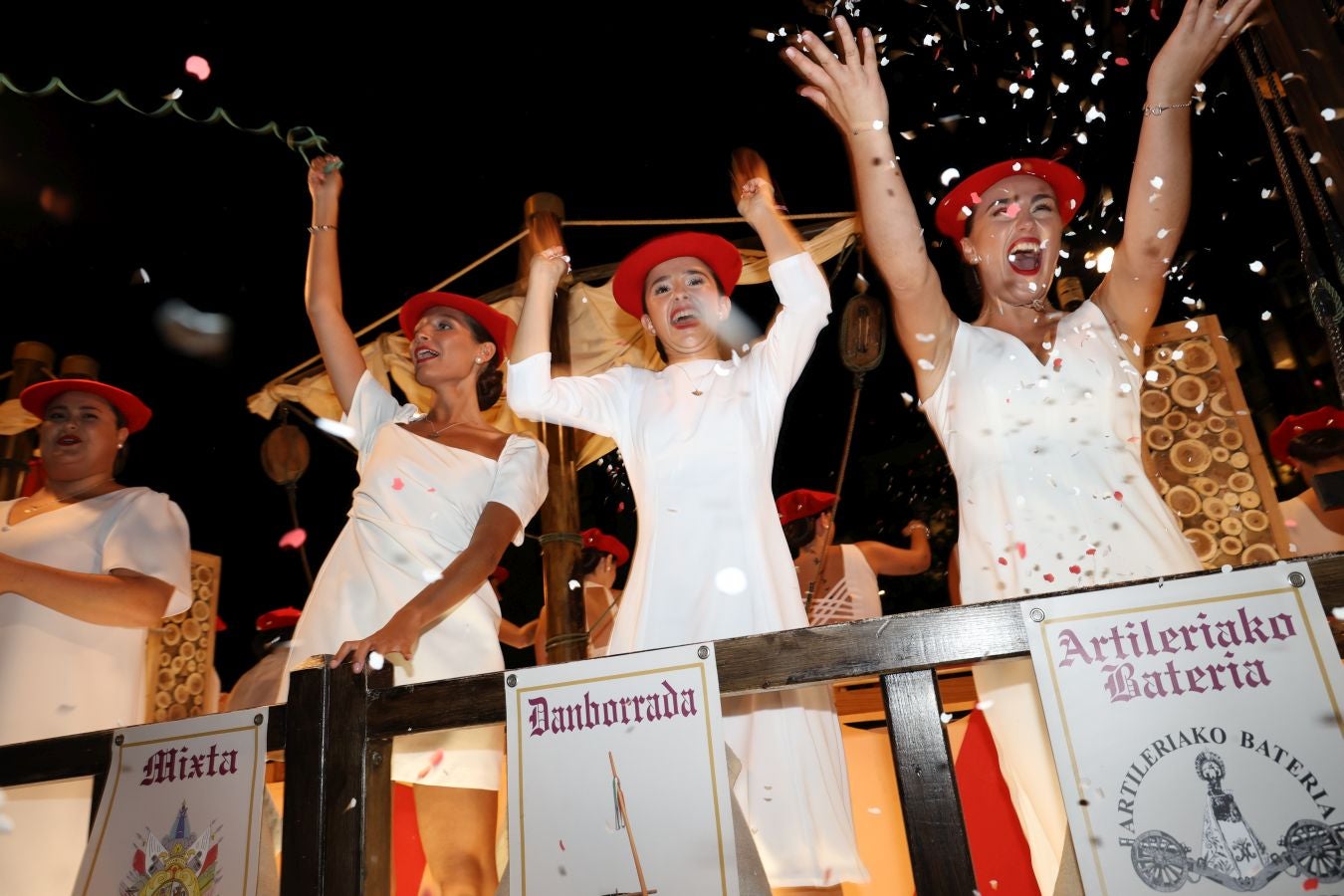 La presentación de las cantineras, en imágenes