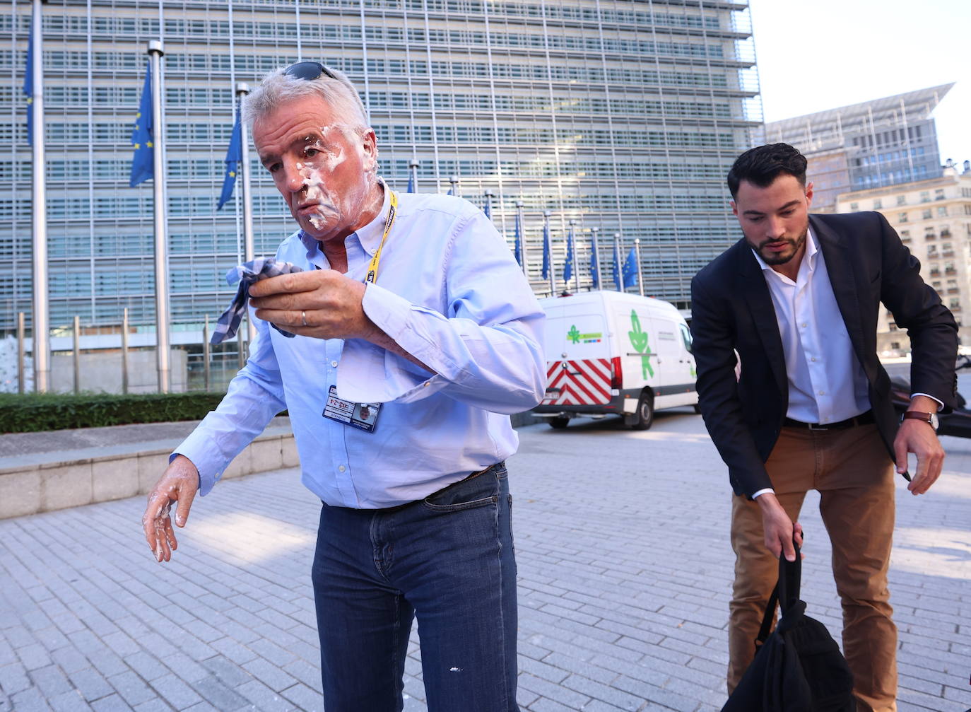 Pastel de crema patrocinado por Ryanair