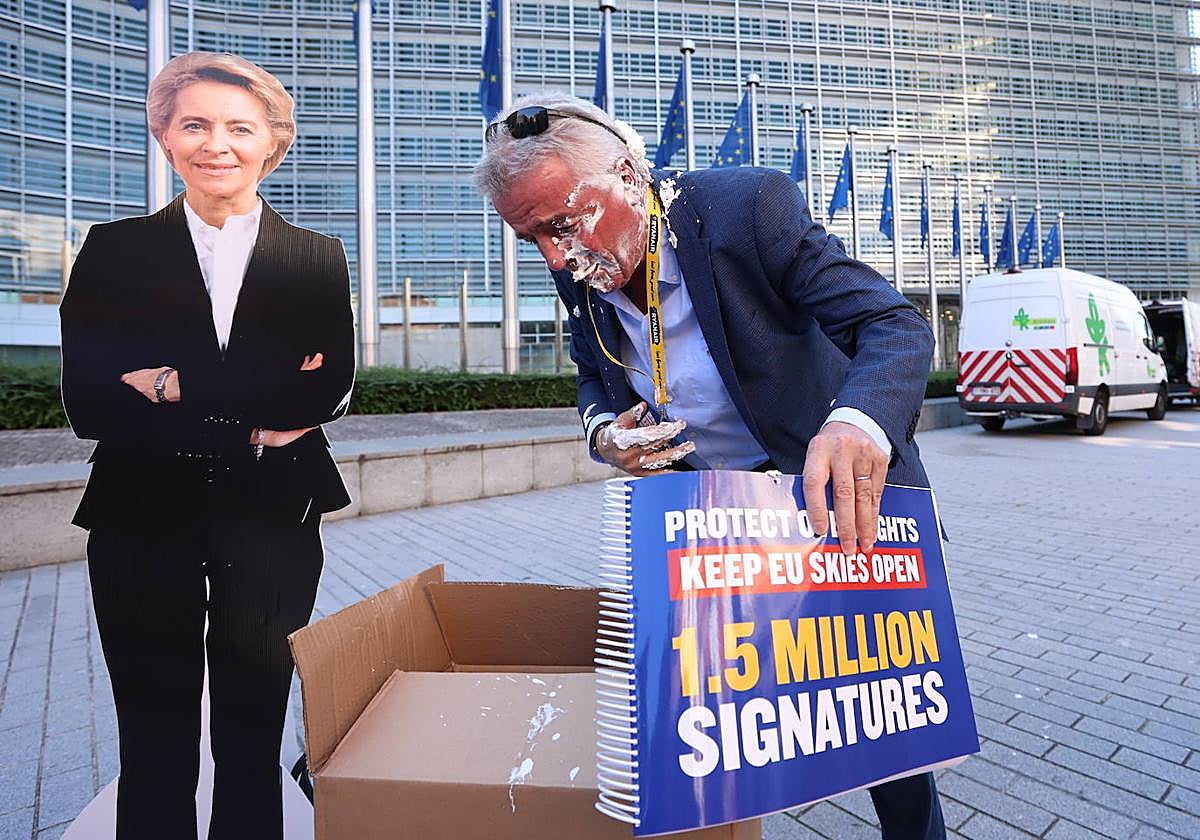 Pastel de crema patrocinado por Ryanair