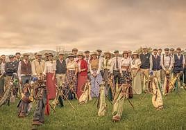 Todos los participantes posan antes del inicio del torneo en el club Basozabal.