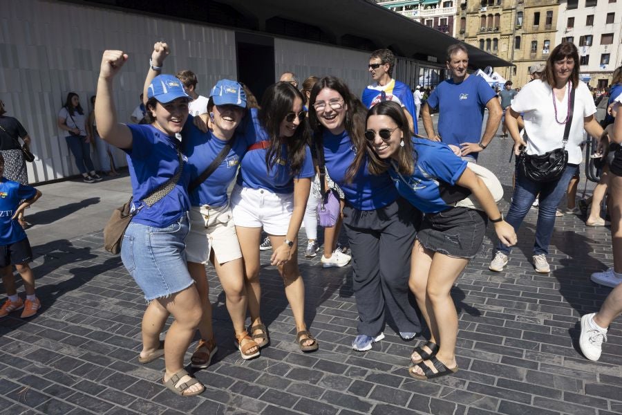 Las aficiones toman Donostia en el gran día del remo