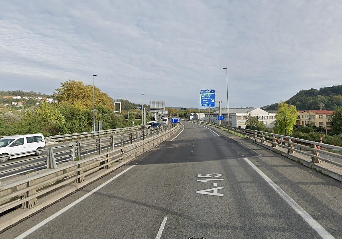 Retenciones finalizadas en la A-15 en Astigarraga tras un accidente entre dos vehículos