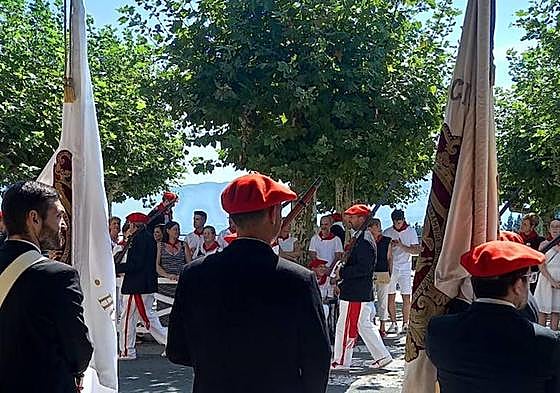 El alcalde de Hondarribia sale en defensa de los símbolos de la ciudad