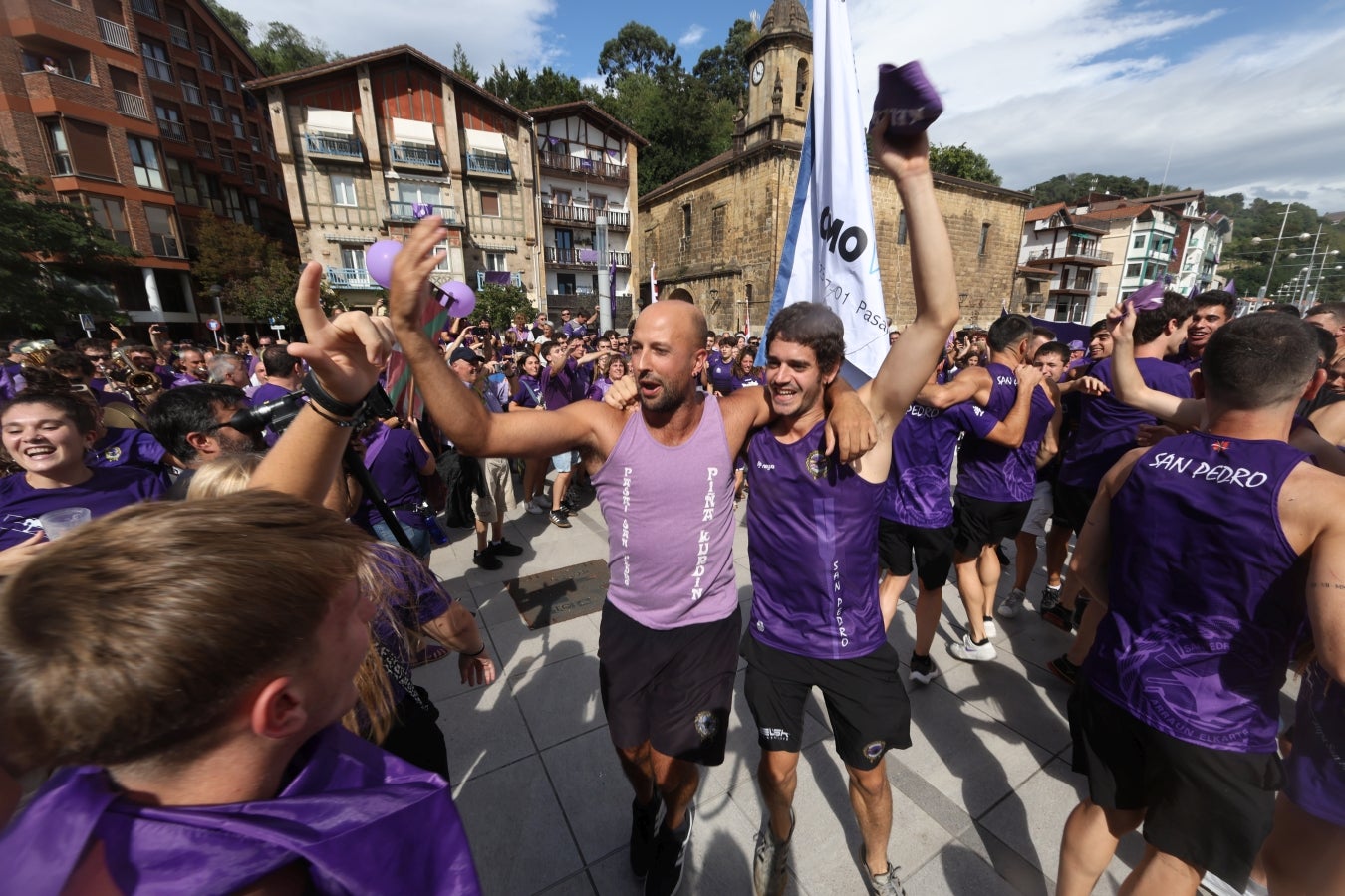 Recibimiento por todo lo alto en San Pedro