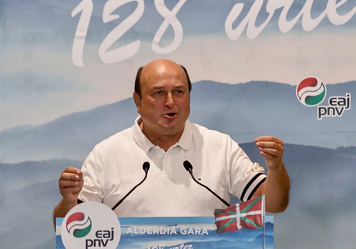 Ortuzar en el inicio del curso político en Zarautz el 1 de septiembre.