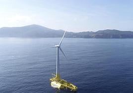 El molino produce ya electricidad a casi 4 kilómetros de distancia de la costa de Armintza.