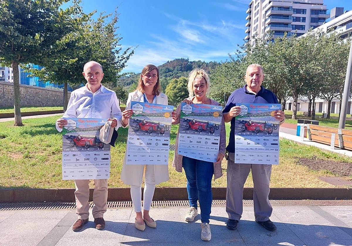 Agustin García, María Zabaleta, Goizalde Pildain y José Luis Vélez 'Colis' en la presentación de ayer.