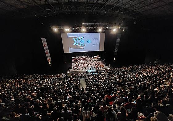 El aforo del Velódromo se llenó para escuchar a la Euskadiko Orkestra.