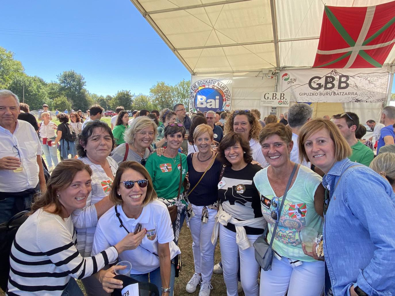 Día de reencuentros y de cumpleaños en Foronda