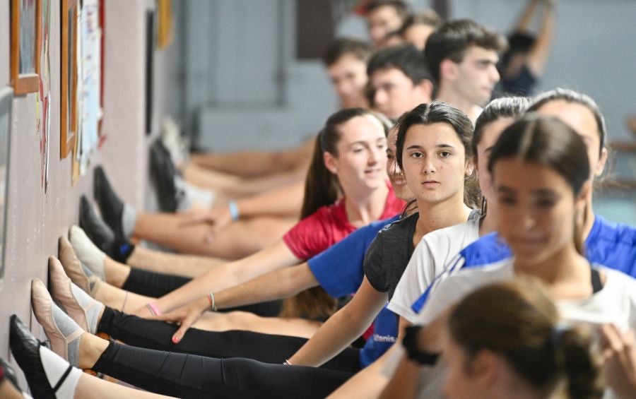 Los dantzaris de Gero Axular, listos para su aventura