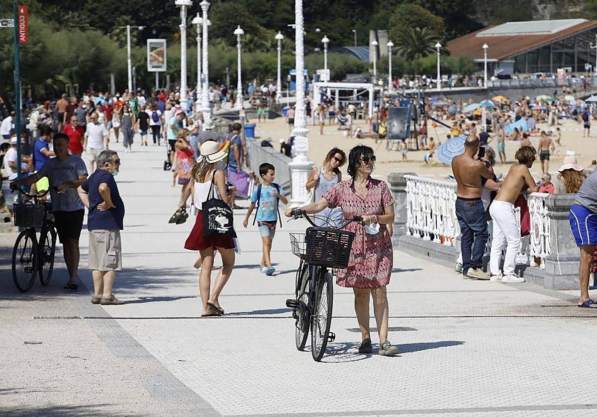 La mitad de la población mayor de 16 años de Donostia tiene estudios superiores