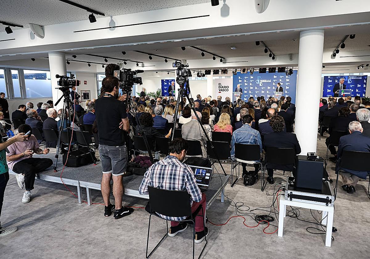 Un momento de la cita de este miércoles en DV Gunea.