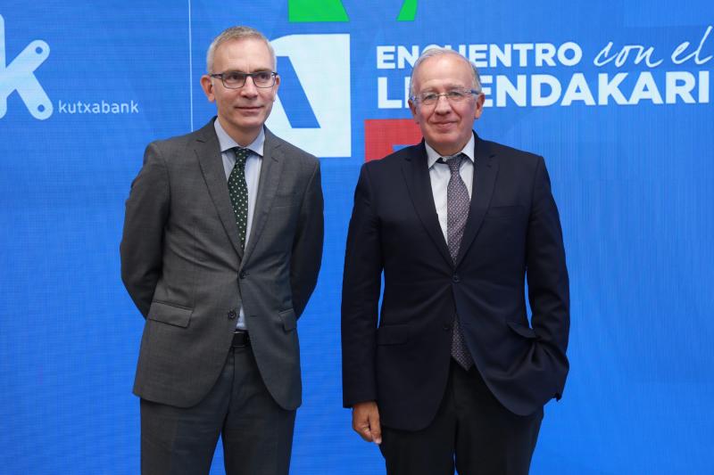 Manuel Ángel Alonso (Telefónica) y Guillermo Echenique, subdelegado del Gobierno.