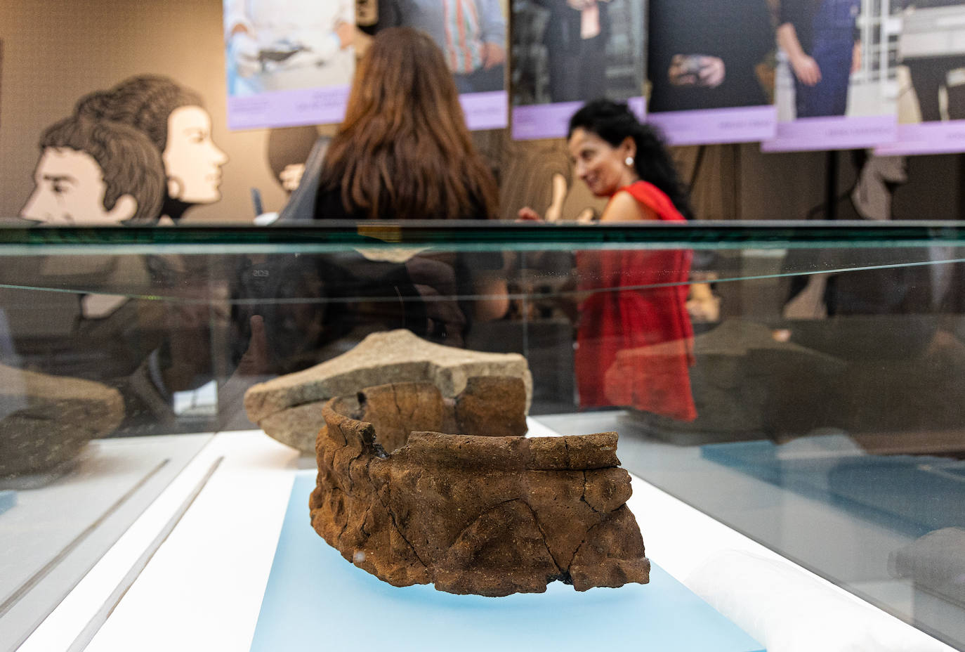 El Museo Oiasso pone en valor el trabajo de las arqueólogas guipuzcoanas