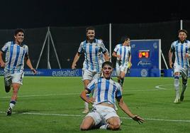 Jon Martín celebra su gol ante el BarçaB