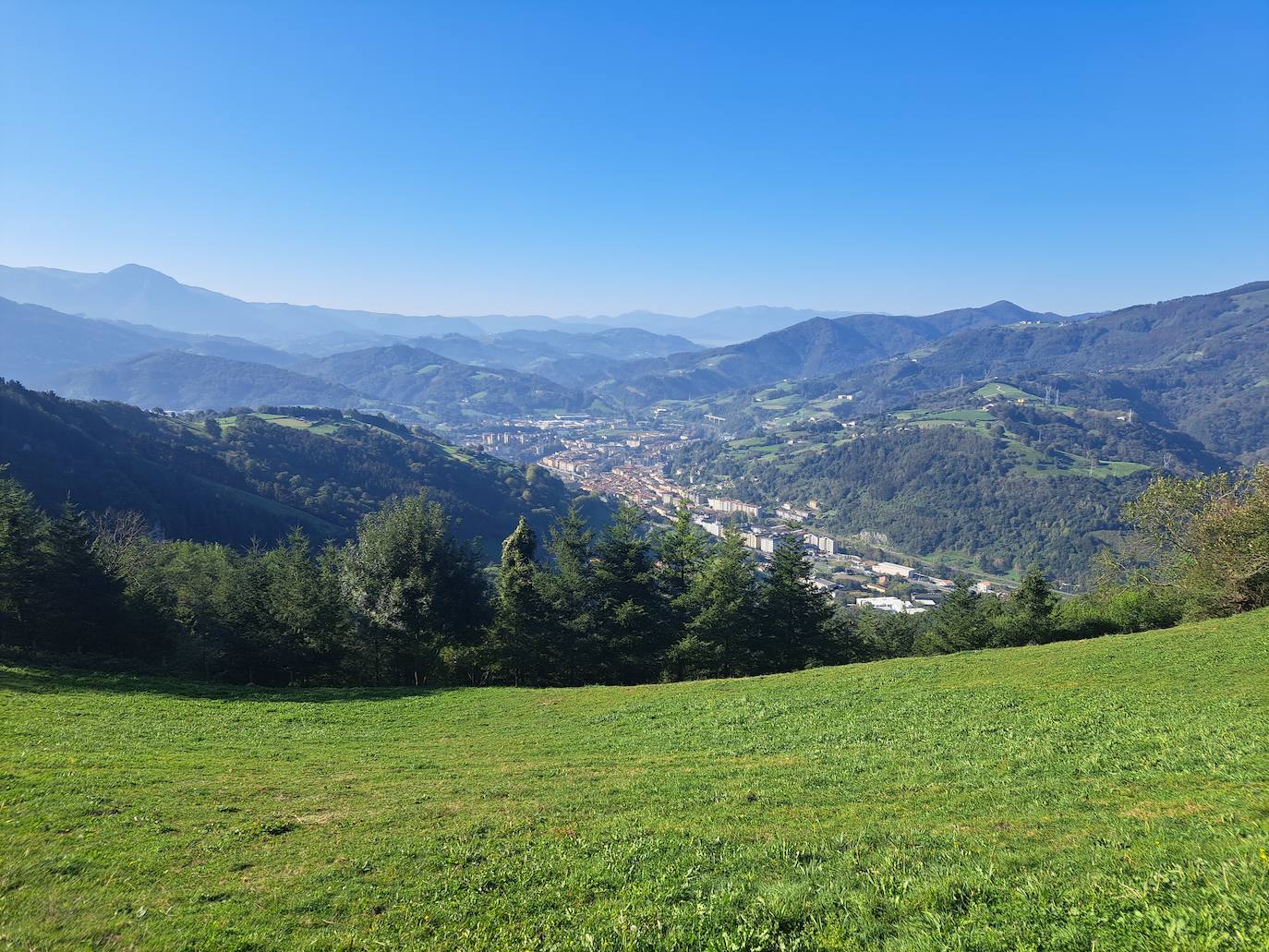 Uzturre, la cima de Tolosaldea